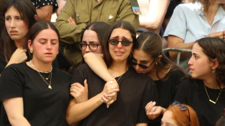 הלווייתה של סמל רותם ינאי ז"ל