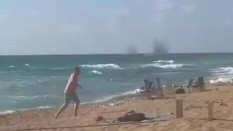 הנפילות מול החוף בנהריה (צילום: לפי סעיף 27א לחוק זכויות יוצרים) תיעוד הנפילות בחוף הים בנהריה