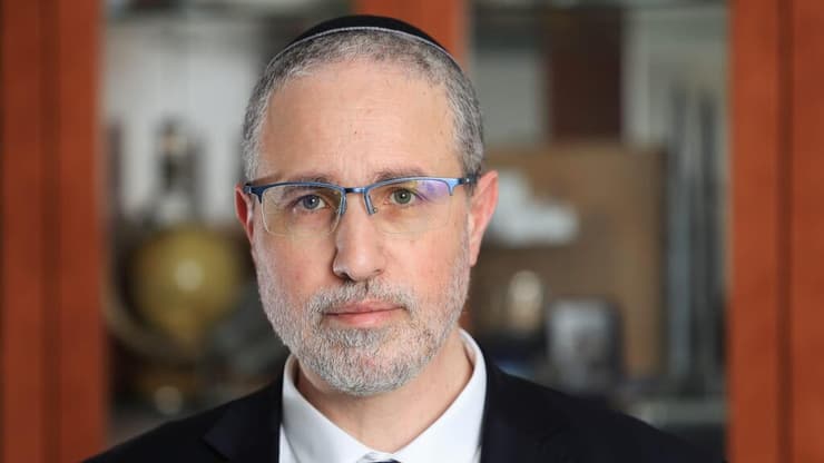 שמואל בן עזרא (צילום: אלישע גרוסברג) שמואל בן עזרא