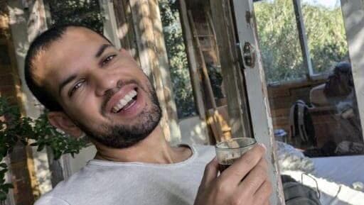 סרן ד"ר אורי יוסף סילבסטר ז"ל (צילום: דובר צה"ל) סרן ד"ר אורי יוסף סילבסטר ז"ל