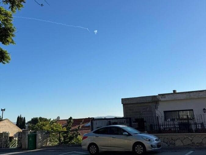 יירוטים בכפר ורדים (צילום: דניאל וישניה) יירוטים בכפר ורדים