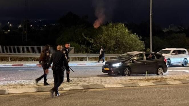 השריפה שהציתו החרדים הקיצוניים ליד תחנת משטרת בית שמש