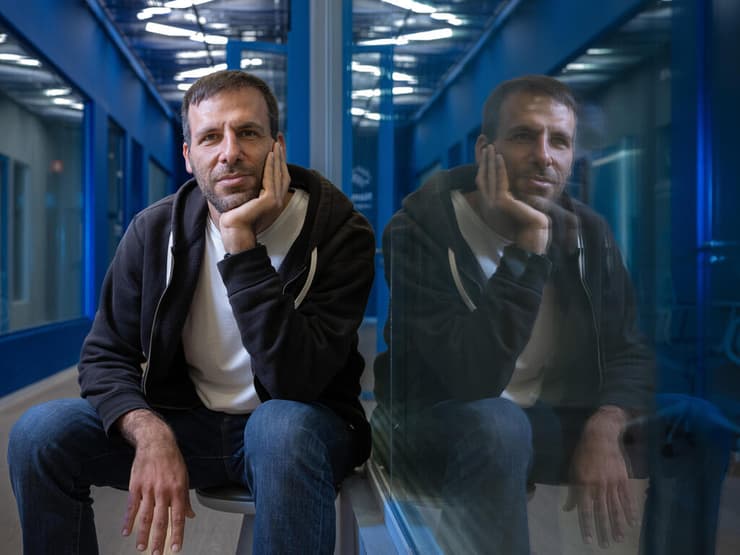 רס"ן (במיל') יאיר מירון, מיחידת השבויים והנעדרים של אמ"ן