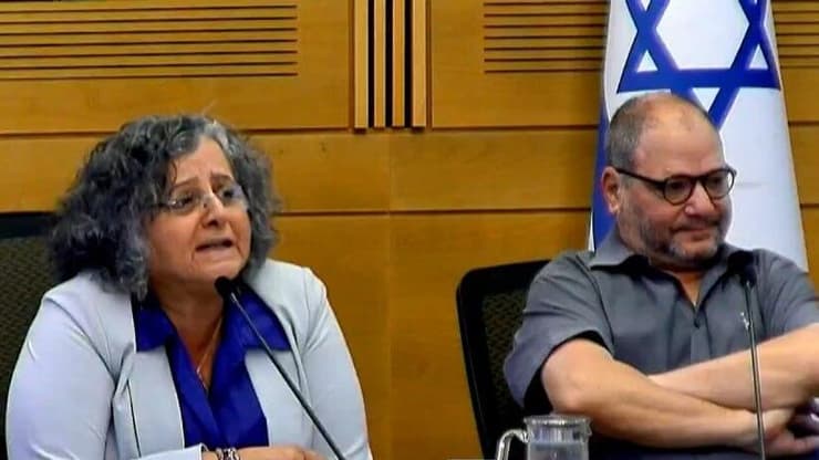 מהומה בכנס "כך עושים טרנספר" בכנסת