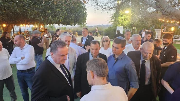 ישראל כ"ץ, מיקי זוהר וקטי שטרית בבת מצווה