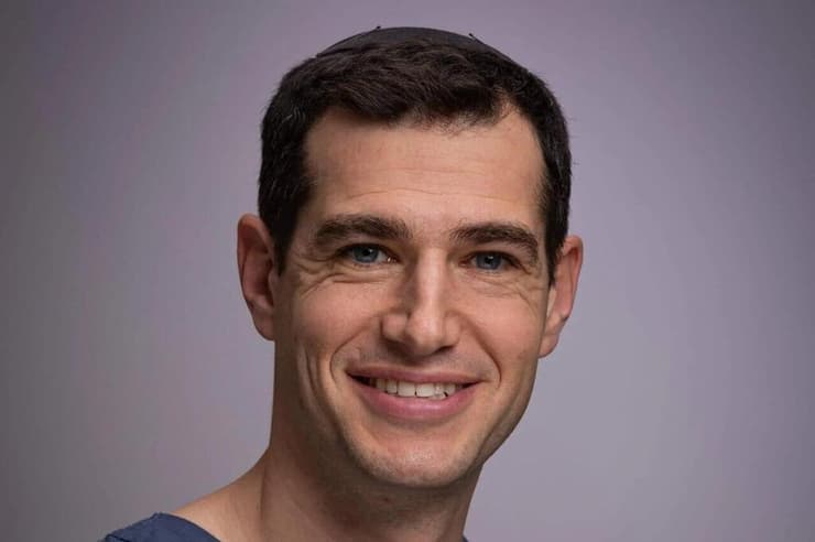 ד"ר עמנואל מוס. עובר לארצות הברית (צילום: Institut de cardiologie de Montréal) ד"ר עמנואל מוס. עובר לארצות הברית