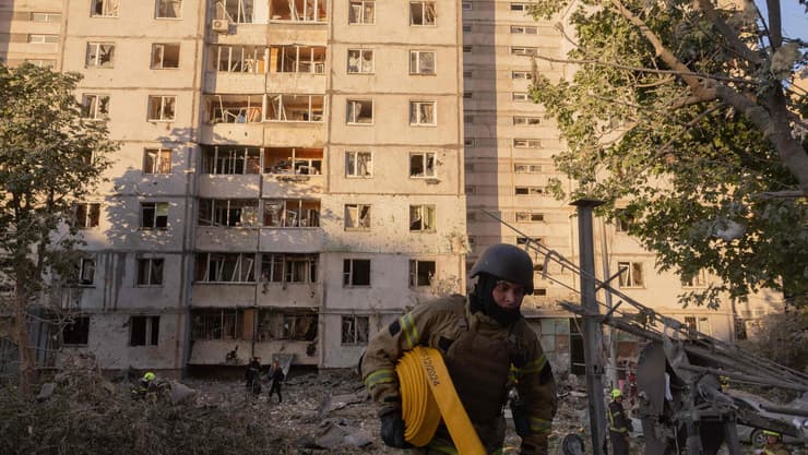 נזקי תקיפה רוסית באוקראינה (צילום: Roman PILIPEY / AFP) אוקראינה