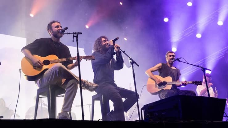 דודו טסה בהופעה באצטדיון התקווה