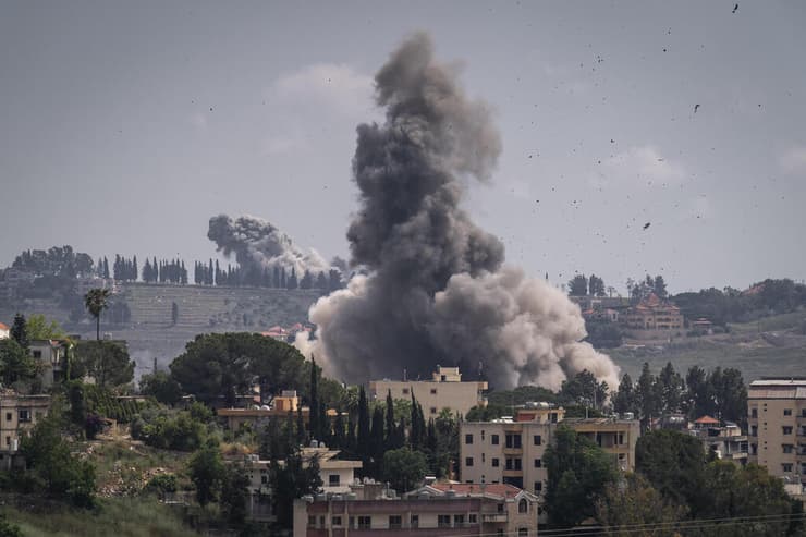 תקיפות צה"ל בדרום לבנון (צילום: Adri Salido/Getty Images) תקיפות צה"ל בדרום לבנון