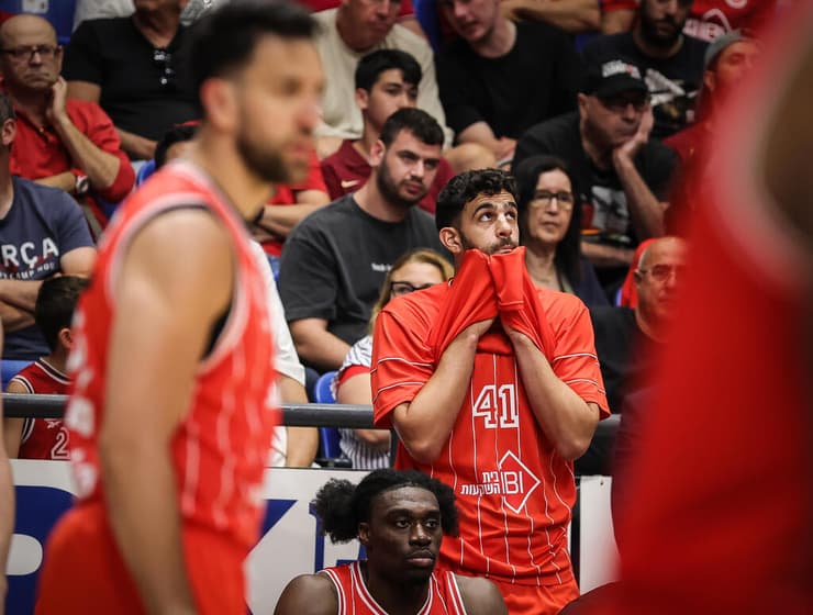 "בספק גדול". גינת (צילום: עוז מועלם) שחקן הפועל ת"א תומר גינת