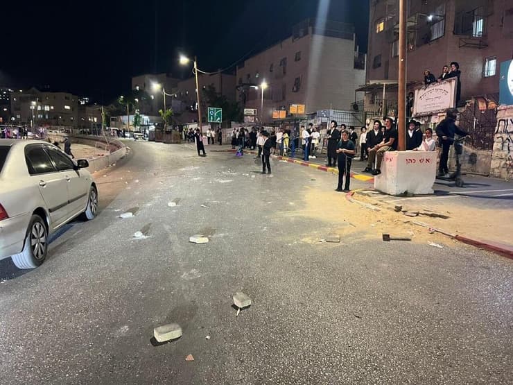 הפרת סדר אלימה בבית שמש (צילום: דוברות המשטרה) הפרת סדר אלימה בבית שמש