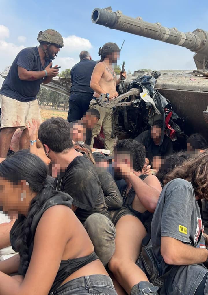 דניאל שרעבי, ב-7 באוקטובר ליד הטנק שלידו נלחם עם אחיו נריה שרעבי