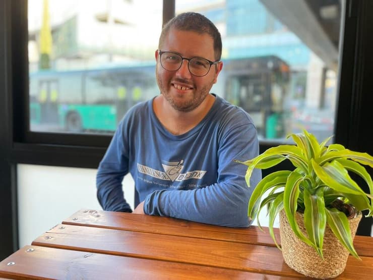 "הרגשתי שאני אדם רגיל עם מוגבלות, אבל אף אחד לא קיבל אותי" (צילום: באדיבות דניאל סטארק בריליאנט) דניאל סטארק בריליאנט