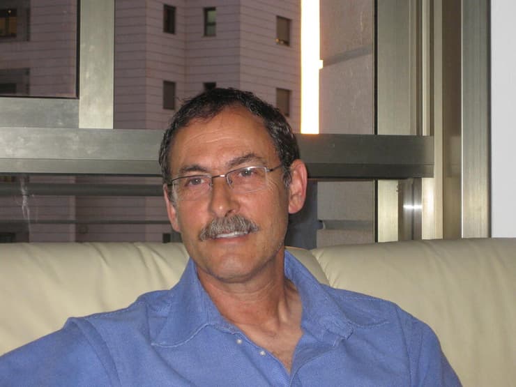 פרופ' דרור אנג'ל