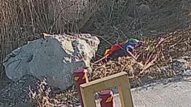 חייל בן 19 מעמק יזרעאל, נחקר במשטרת מגדל העמק והודה בכך שהשחית דגל גאווה בישוב בית לחם הגלילית (צילום: מ.א עמק יזרעאל) חייל בן 19 מעמק יזרעאל, נחקר במשטרת מגדל העמק והודה בכך שהשחית דגל גאווה בישוב בית לחם הגלילית