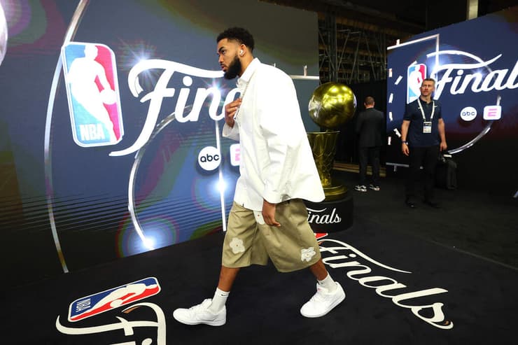ויש לו גם סטייל. קרל אנתוני טאונס (צילום: Gregory Shamus/Getty Images/AFP) קרל אנתוני טאונס