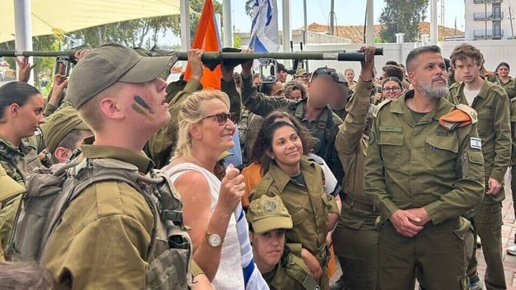 צילום: דובר צה"ל טקס סיום מסע כומתה של מתנדבים מגדולים במדים