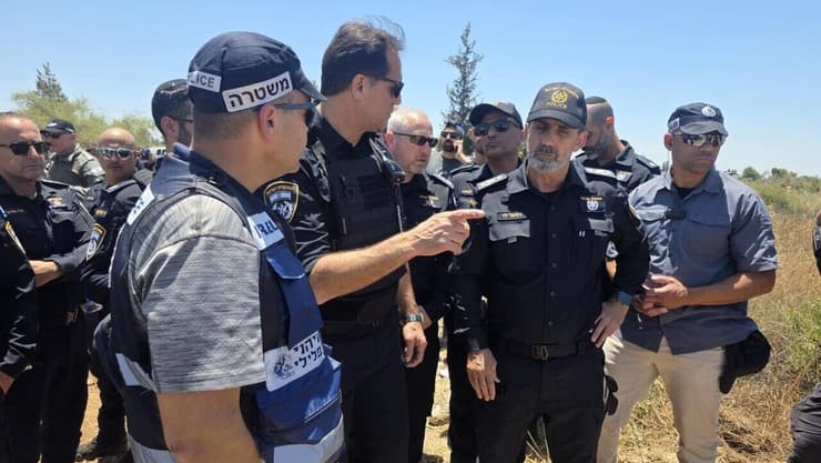 המפכ"ל בזירה