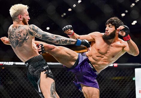 מתנת יום הולדת לטראמפ. קרב UFC (NurPhoto, NurPhoto via Getty Images) מתנת יום הולדת לטראמפ. קרב UFC