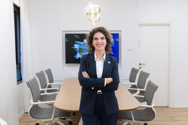 ד"ר מאיה לוגסי