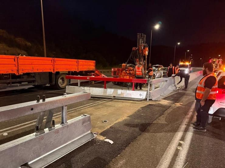 התקנת מעקות בטיחות חירום בכביש 1 התקנת מעקות בטיחות חירום בכביש 1