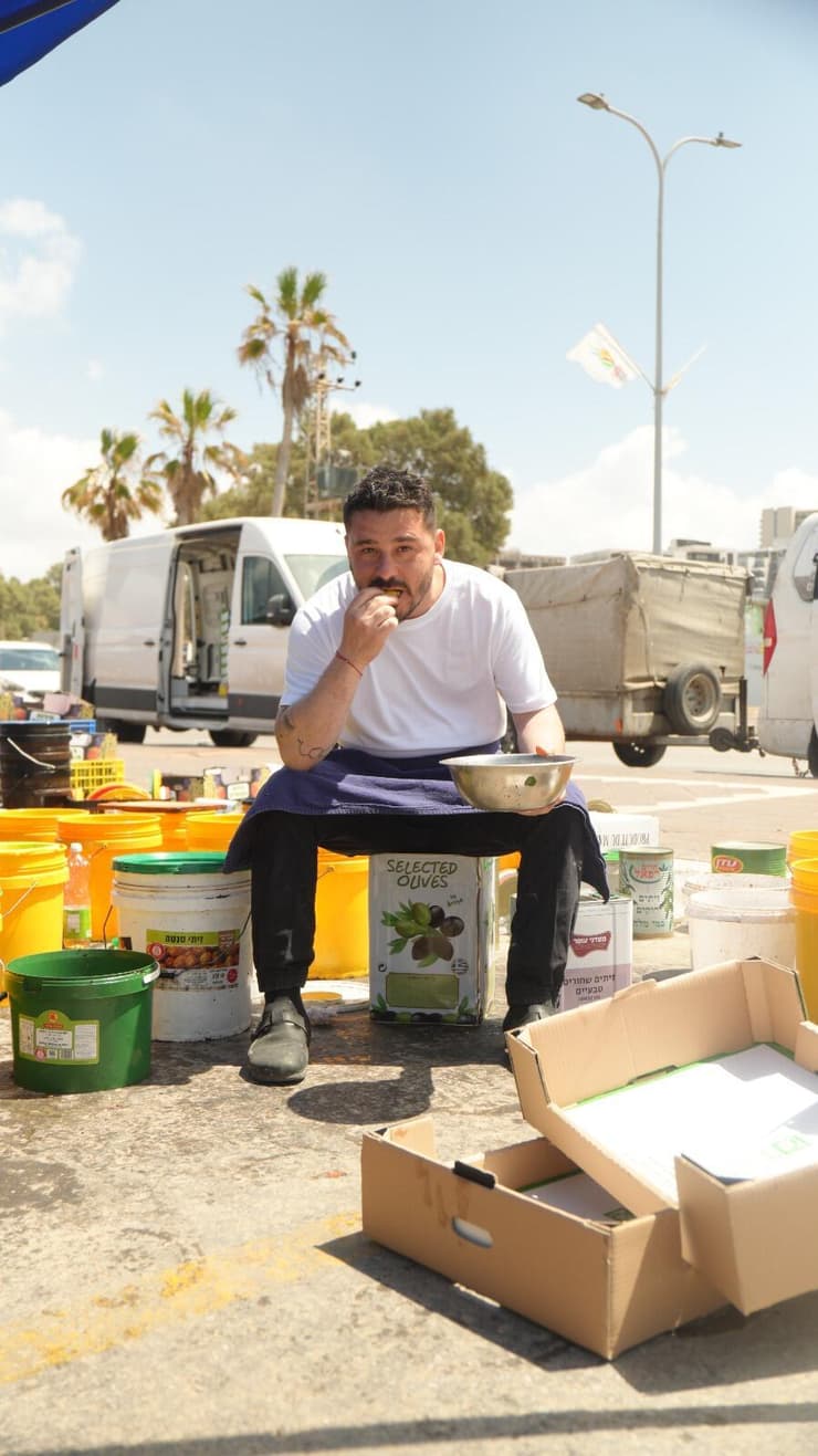 לא הכול מתוק. בושארי (צילום: קיריל קוזנצוב) השף עידן פומפי בושארי