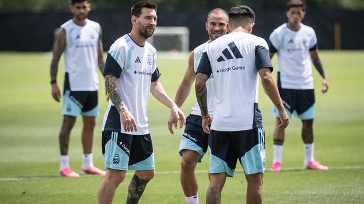 איך הוא יגיע? מסי (צילום: עוז מועלם) אימון ארגנטינה ליאו מסי מונדיאל 2026