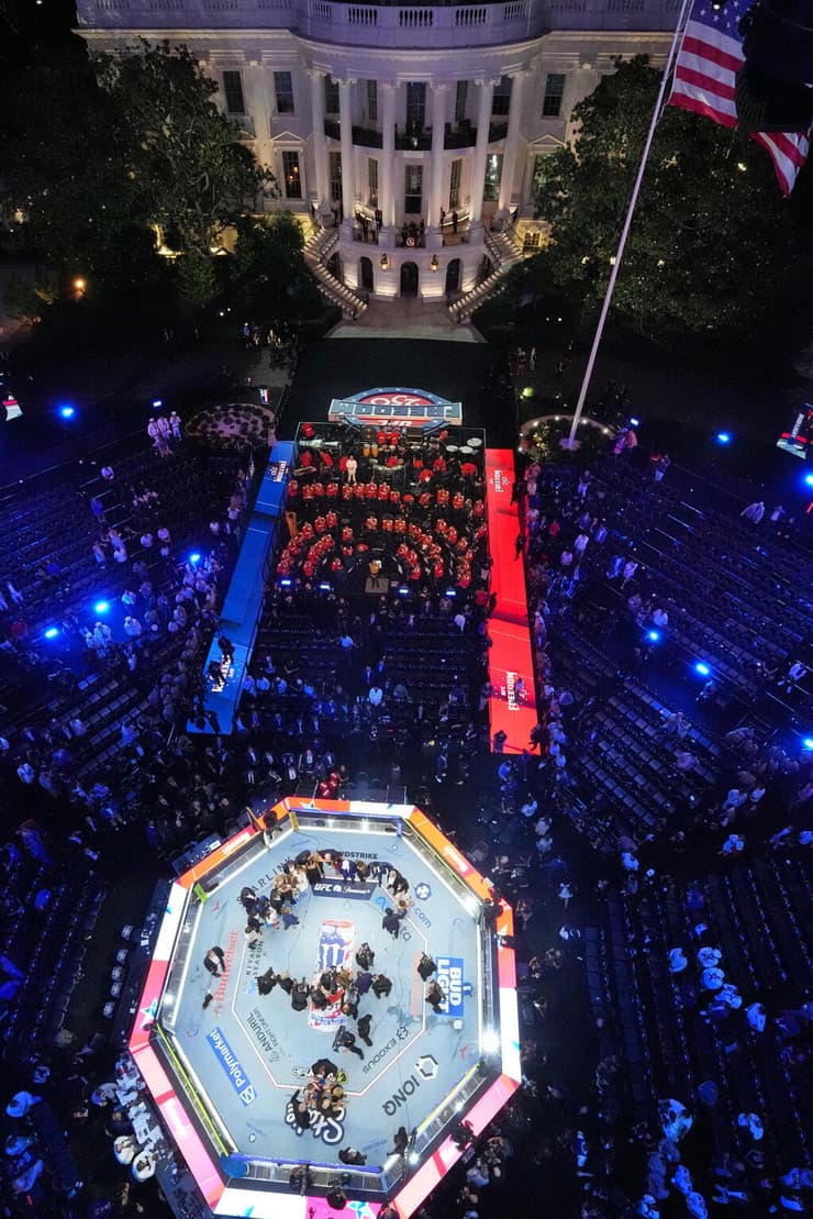 צילום: AP Photo/Alex Brandon, Pool UFC בבית הלבן