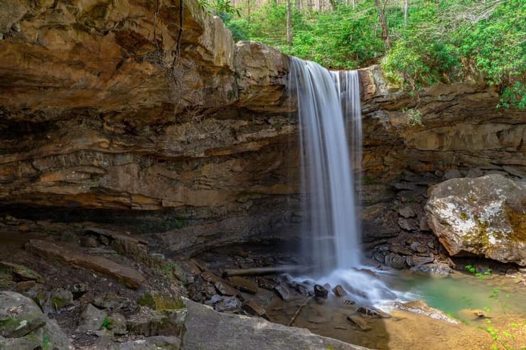 Cucumber Falls (צילום: Wirestock Creators / shutterstock) Cucumber Falls