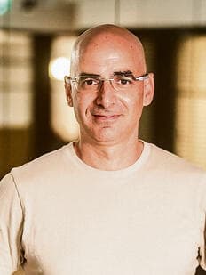 אילי בר. המחירים רגע לפני קפיצה נוספת | צילום: LEVY'S שניר לוי