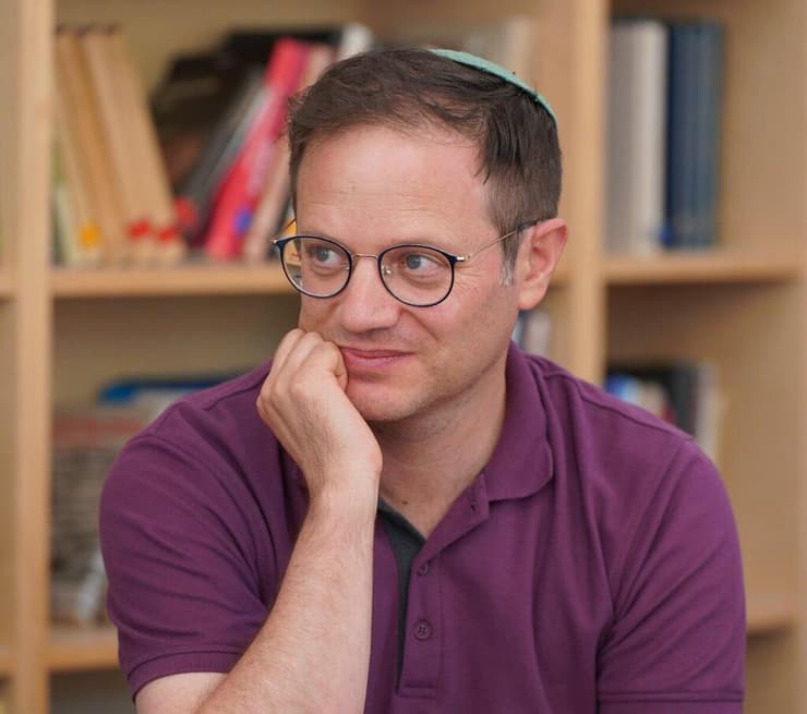 צור ארליך. "הטקסט של הרב זקס הוא מוזיקה" (צילום: שקד סגל) צור ארליך