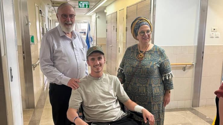 צילום: איתן גליקמן מתנאל קריגר, סגן מפקד פלוגה בגבעתי, משתחרר מבית החולים רמב"ם