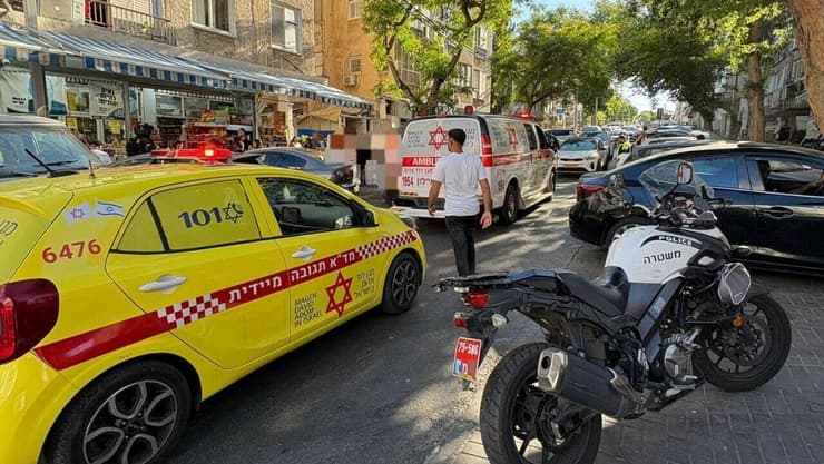 הזירה בחולון (צילום: תיעוד מבצעי מד"א) הזירה בחולון