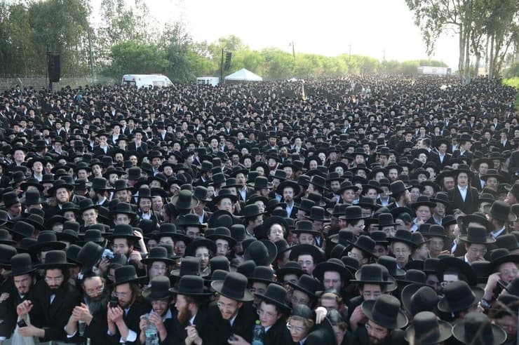 הפגנת חרדים ליד כלא 10