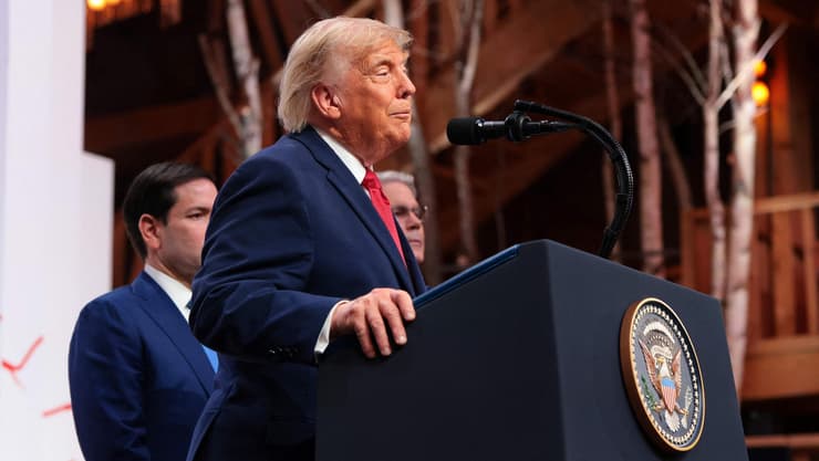 הצהרת טראמפ בסיום פסגת ה-G7 בצרפת (צילום: Anna Moneymaker / GETTY IMAGES NORTH AMERICA / AFP) הצהרת טראמפ בסיום פסגת ה-G7 בצרפת