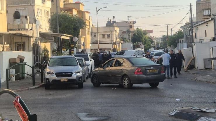 "כולנו בסכנה". זירת הרצח של בני זוג בקלנסווה (צילום: חסן שעלאן) רצח בני זוג בקלנסווה