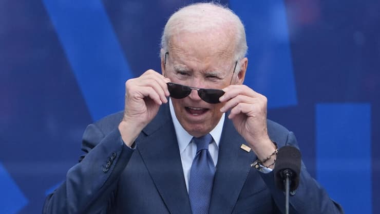 ביידן.ץ העניק לפאוצ'י חנינה מקדימה (צילום: AP Photo/Jeff Roberson) טקס פתיחת מוזיאון אובמה בשיקגו