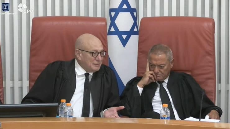 השופט שטיין: "שופט יפסוק לטובת ספונסר פוליטי" (צילום: דוברות הרשות השופטות) דיון בעתירות שעניינן שינוי הרכב הוועדה לבחירת שופטים ודרכי פעולתה