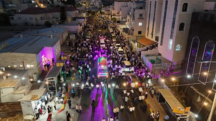 קבלת הפנים לכבוד העריק החרדי ששוחרר מהכלא הצבאי (צילום: משה גולד) קבלת הפנים לכבוד העריק החרדי ששוחרר מהכלא הצבאי