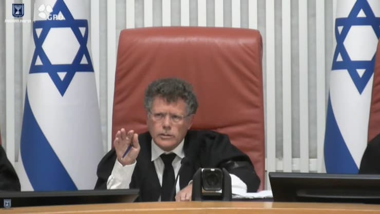 דיון בעתירות שעניינן שינוי הרכב הוועדה לבחירת שופטים ודרכי פעולתה (צילום: דוברות הרשות השופטות) דיון בעתירות שעניינן שינוי הרכב הוועדה לבחירת שופטים ודרכי פעולתה