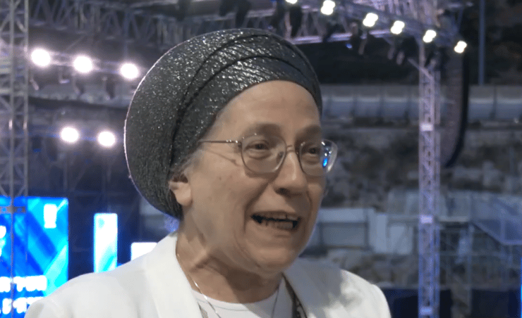 "מי שמסיים את השירות הלאומי נשאר קודם כל עם רוח של נתינה לכל החיים", שרת ההתיישבות והמשימות הלאומיות, אורית סטרוק (צילום: אלכס גמבורג) שרת ההתיישבות והמשימות הלאומיות, אורית סטרוק