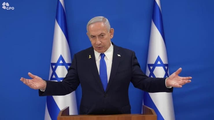 בנימין נתניהו בעת פתיחת מבצע 'עם כלביא'