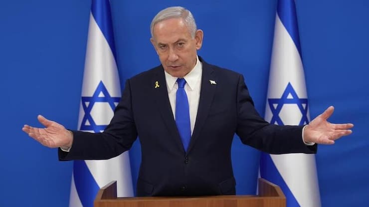 בנימין נתניהו בעת פתיחת מבצע 'עם כלביא'