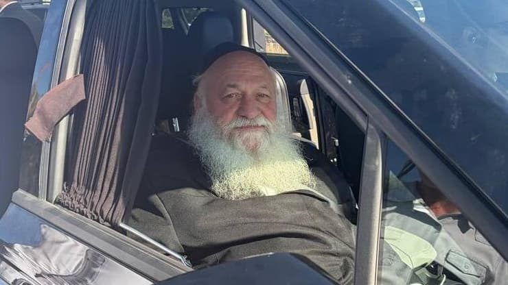 ח"כ יצחק גולדקנופף בשיירה
