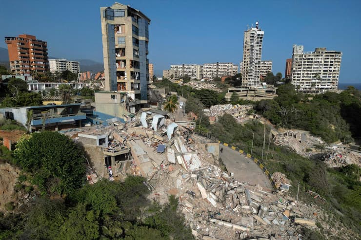 הרס בעיר קאטיה לה מאר שבמדינת המחוז לה גואיירה ונצואלה הרס רעידת אדמה