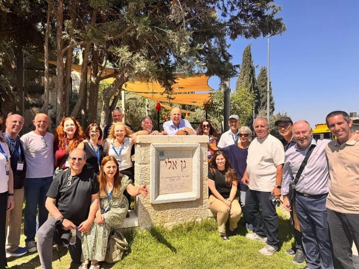 חברי המשלחת בביקורם בישראל
