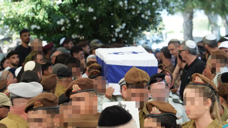 הלוויתו של דוד חזות בבית העלמין הצבאי אשקלון