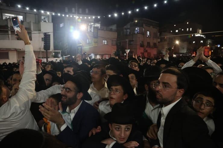מחאת חרדים כנגד מעצר בני הישיבות בבני ברק