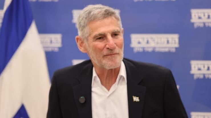יאיר גולן (צילום: אלכס קולומויסקי) ישיבת סיעה הדמוקרטים