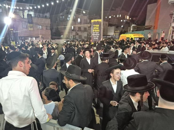 מחאת חרדים כנגד מעצר בני הישיבות בבני ברק